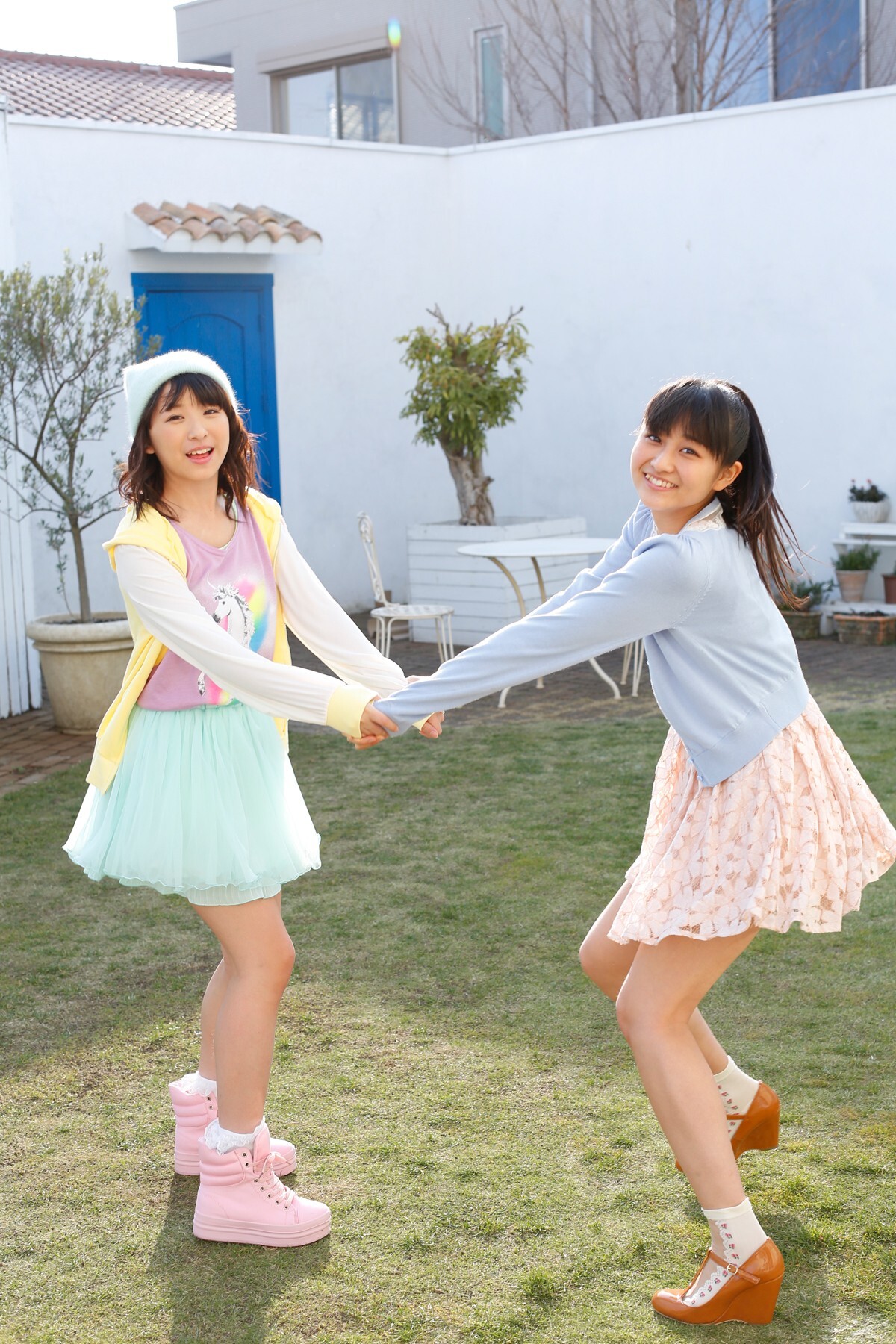 [Hello! Project digital books] No.111 Ayaka Wada 和田彩花 Kanon Fukuda 福田花音